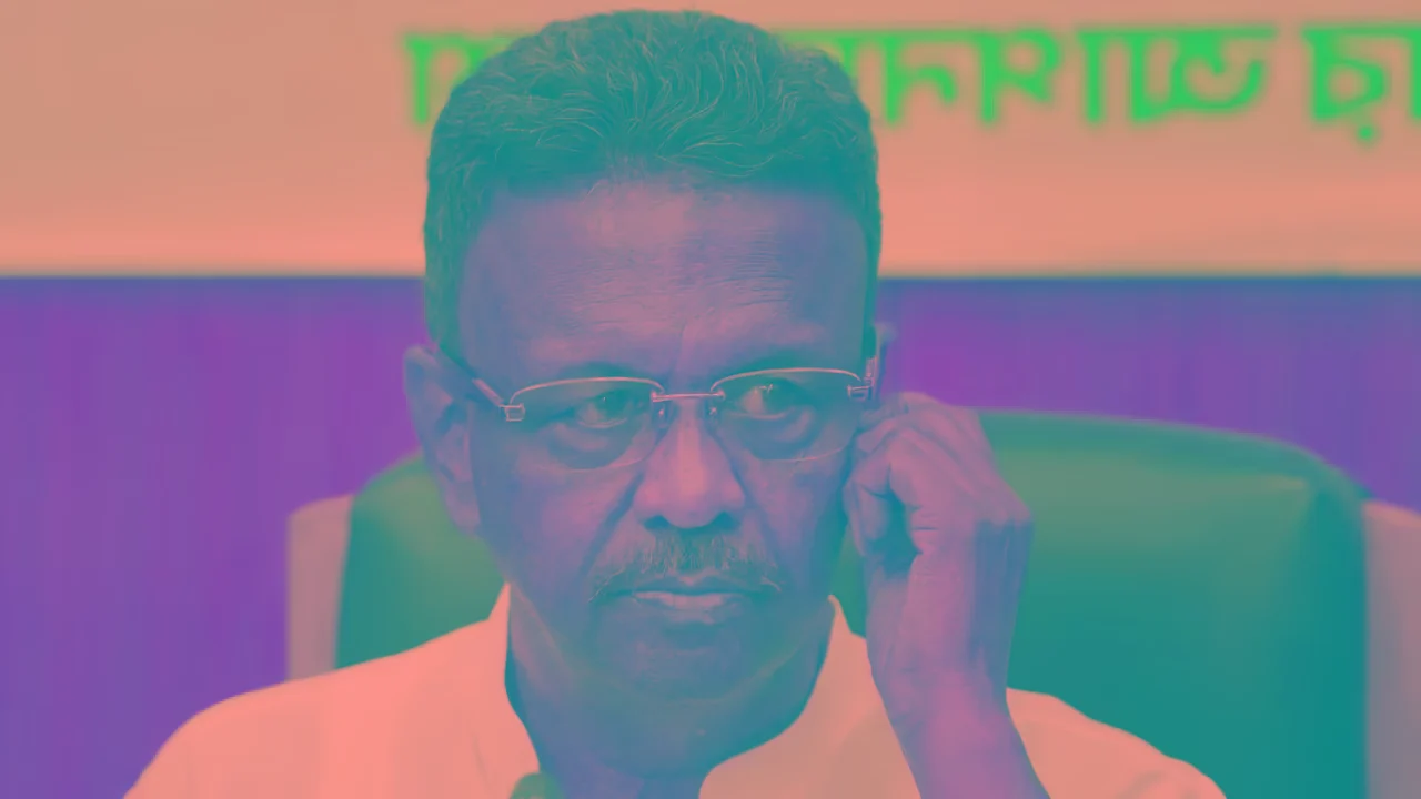 'विकास के साथ 100%': Mamata aide Firhad Hakim ने TMC विद्रोह के बीच Suvendu Adhikari की प्रशंसा की के बीच हकीम चर्चा में
