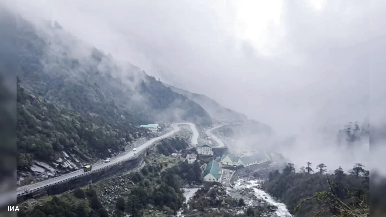 2026 कैलाश मानसरोवर यात्रा के लिए गैंगटोक में तीर्थयात्रा का पहला बैच: जानिए पूरा मामला