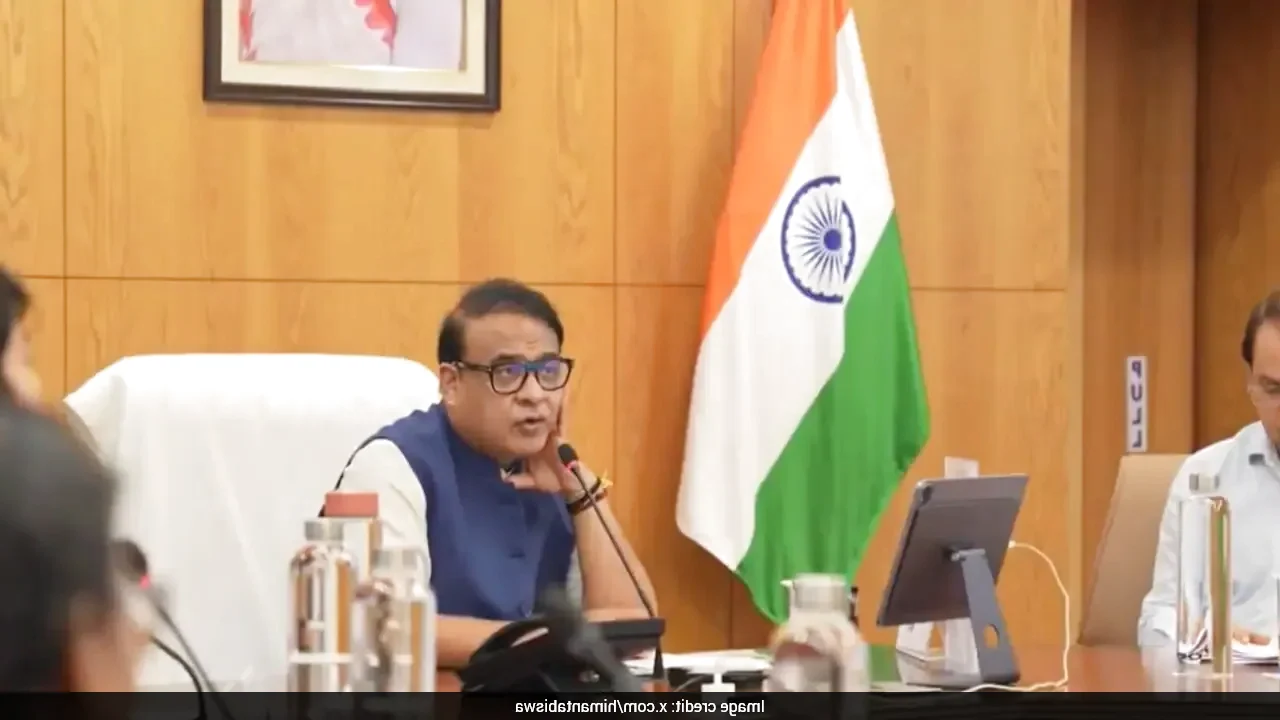 असम के मुख्यमंत्री समीक्षा नीट री-परीक्षा योजना: मोबाइल जैमर, सीसीटीवी, डबल फ्रस्किंग के बीच उपाय चर्चा में