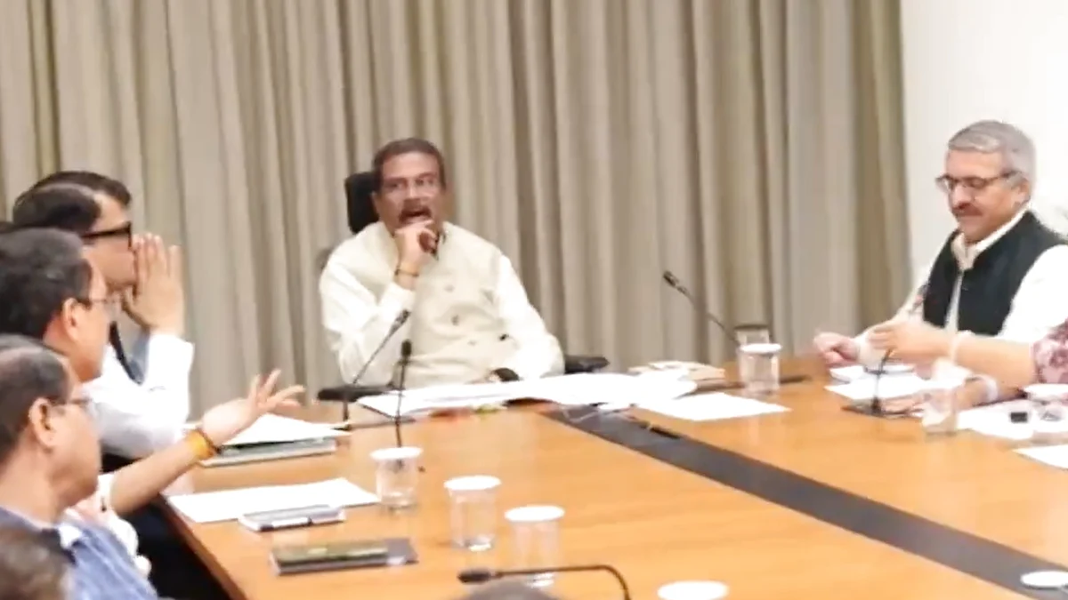 शिक्षा मंत्री धर्मेंद्र प्रधान ने नीट पुनर्परीक्षा तैयारी के लिए समीक्षा बैठक की है: समन्वय पर नई जानकारी