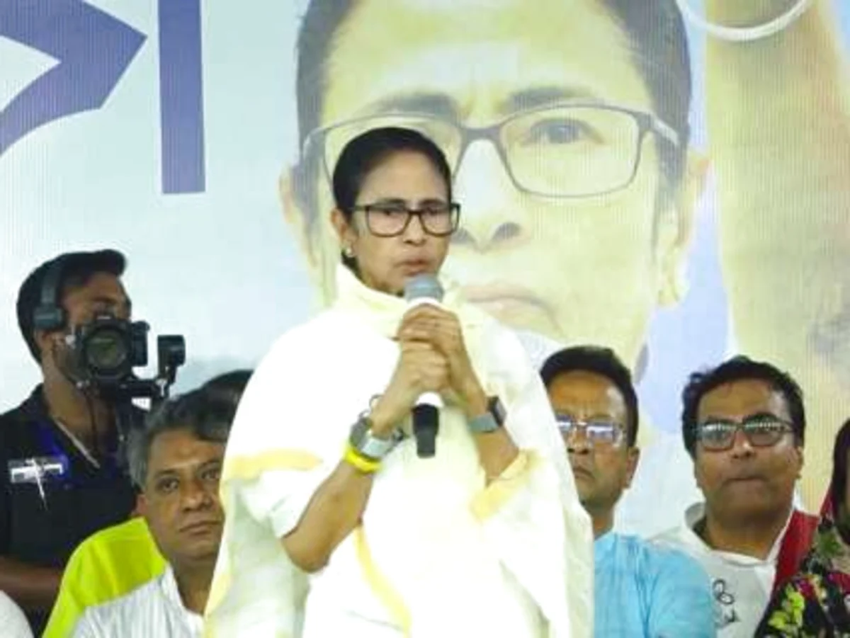 घोषणा पर फोकस, ममता के लिए ताजा जॉल्ट में, टीएमसी ने राष्ट्रीयवादी नागरिक पार्टी ऑफ इंडिया के साथ विलय करने के लिए सा...