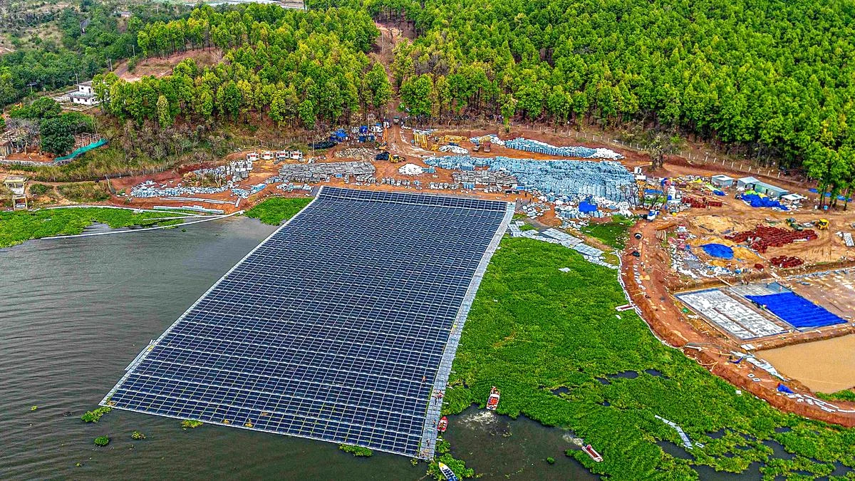 रिपोर्ट को लेकर बड़ा अपडेट, भारत का जलाशय फ्लोटिंग सोलर के 102 GW की मेजबानी कर सकता है, पहले राष्ट्रीय मूल्यांकन का...