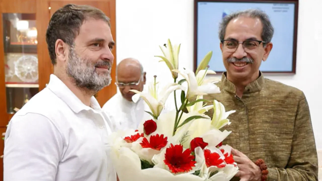 किया को लेकर बड़ा अपडेट, 'Sena-Congress Merger Plan': क्या छह विद्रोही सांसदों Told लोकसभा अध्यक्ष