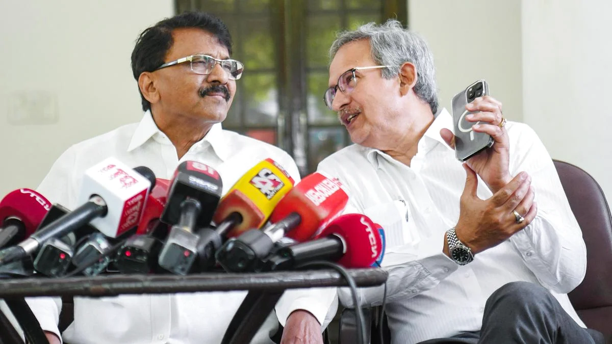 शिव सेना (UBT) सांसद लोकसभा से मिलते हैं Whip की सेवा के बाद अध्यक्ष, चाहते हैं कि गुफा पत्र का पालन किया जाए: पार्टी...