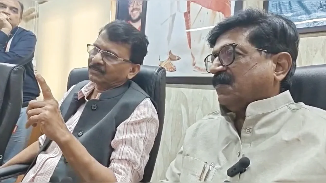 पार्टी पर फोकस, टीम उद्धव की संजय राउत डेरे रेबेल सांसद, "सुप्रीम कोर्ट टू ब्लेम टो" जोड़ती है